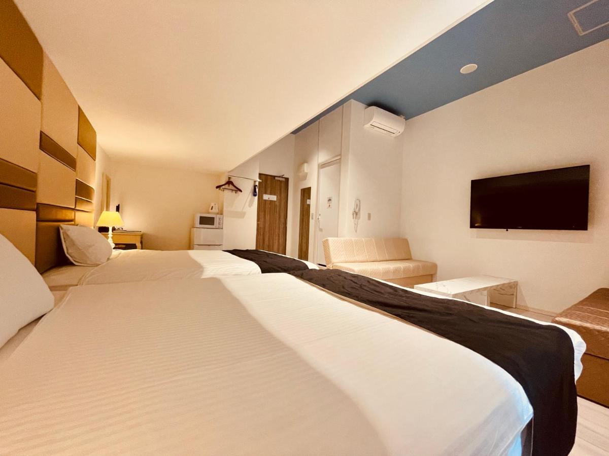 Phoenix Park Hotel Nago Exterior foto